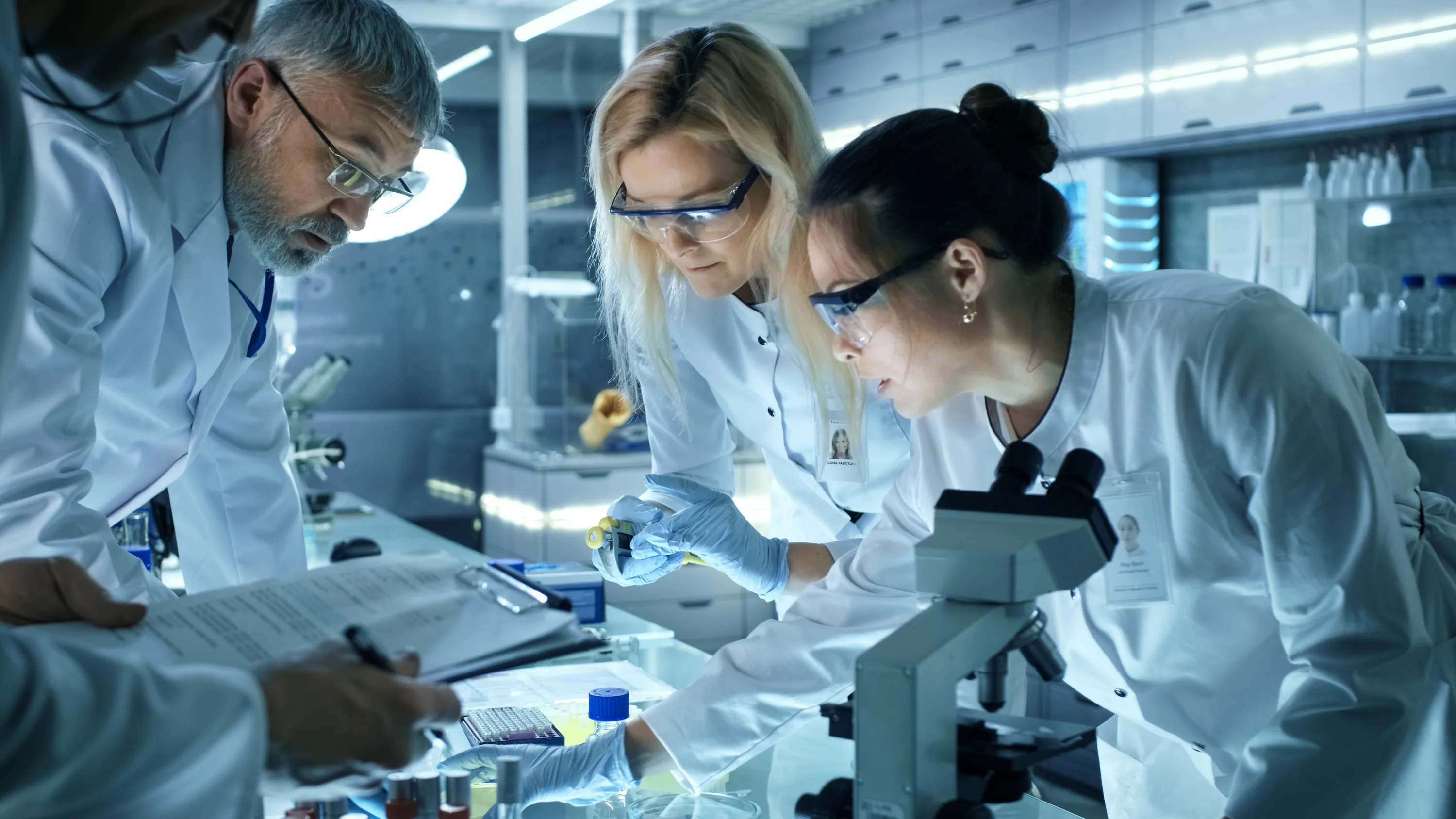 Laboratory analysis and scientists